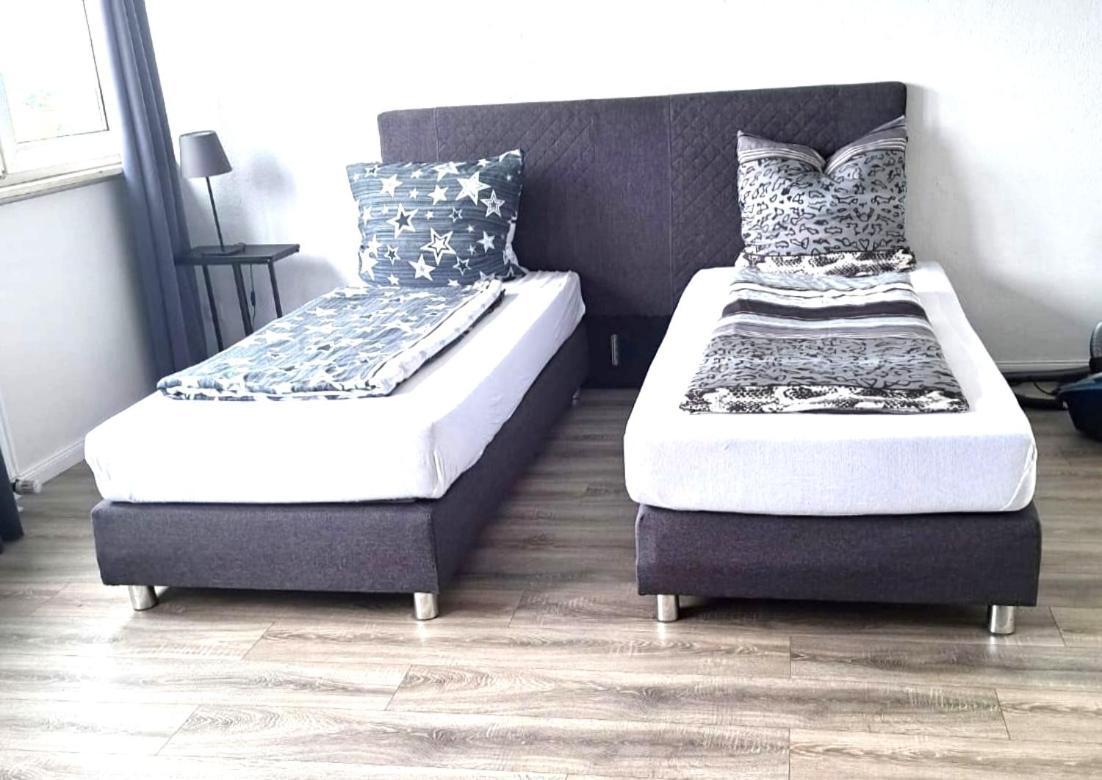 Koochi-Gasteappartement 47 Quadratmeter Nr-108 Krefeld Dış mekan fotoğraf